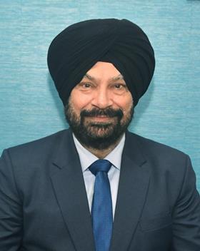 Portrait headshot of Prof Narpinder Singh